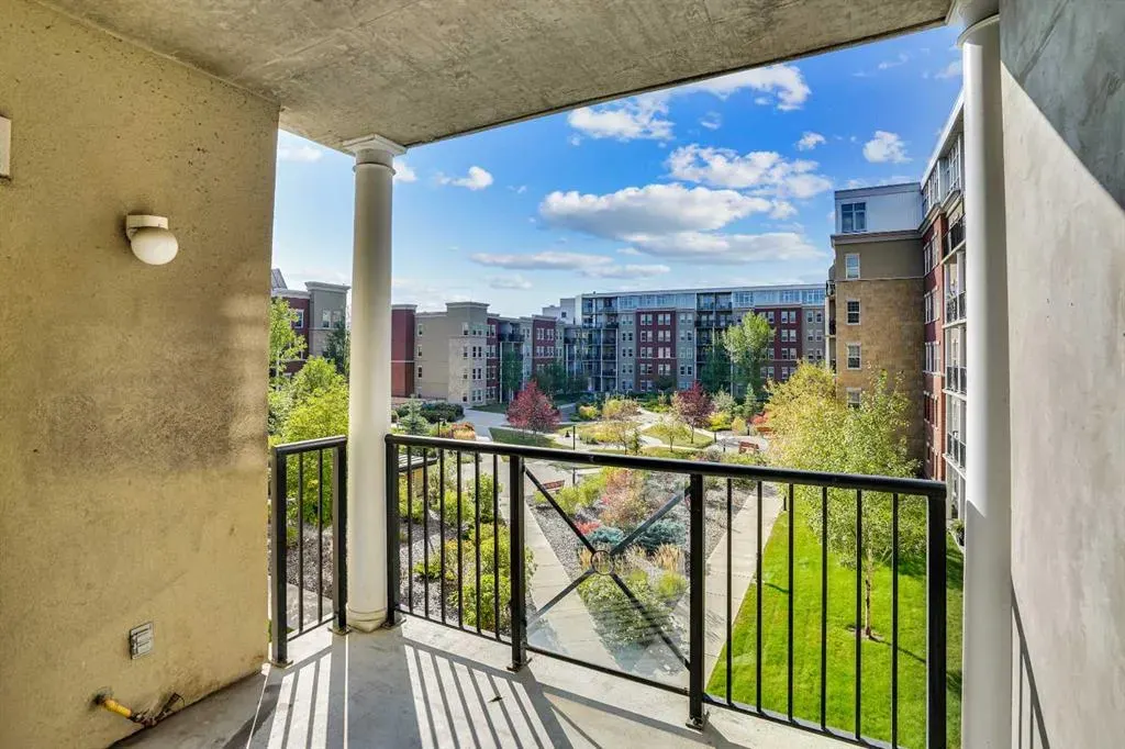 11811 Lake Fraser Drive SE, #3305