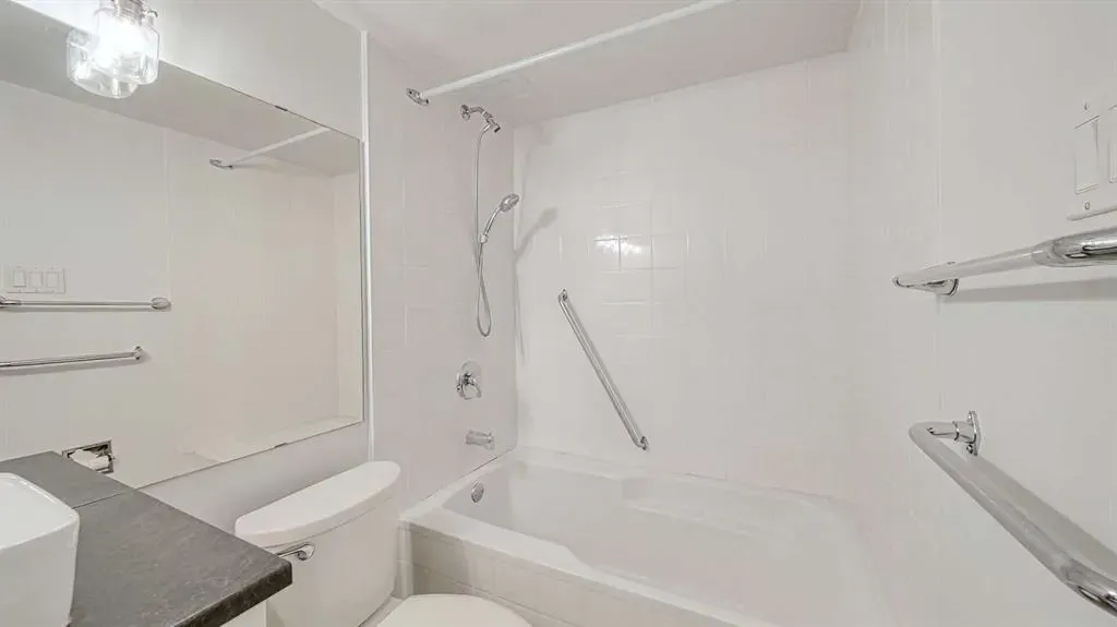 1616 8 Avenue NW, #117