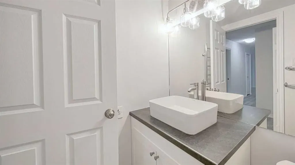 1616 8 Avenue NW, #117