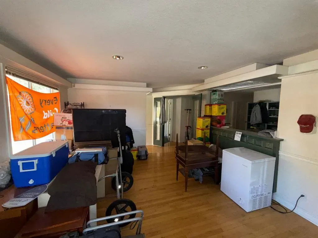 1902 9 Avenue S