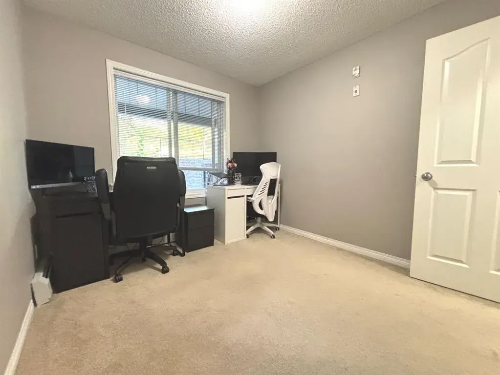 369 Rocky Vista Park NW, #116