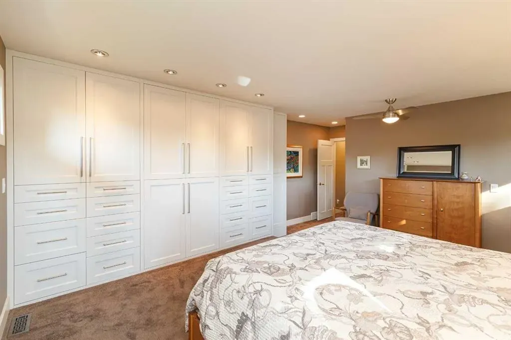 63 Cherovan Drive SW