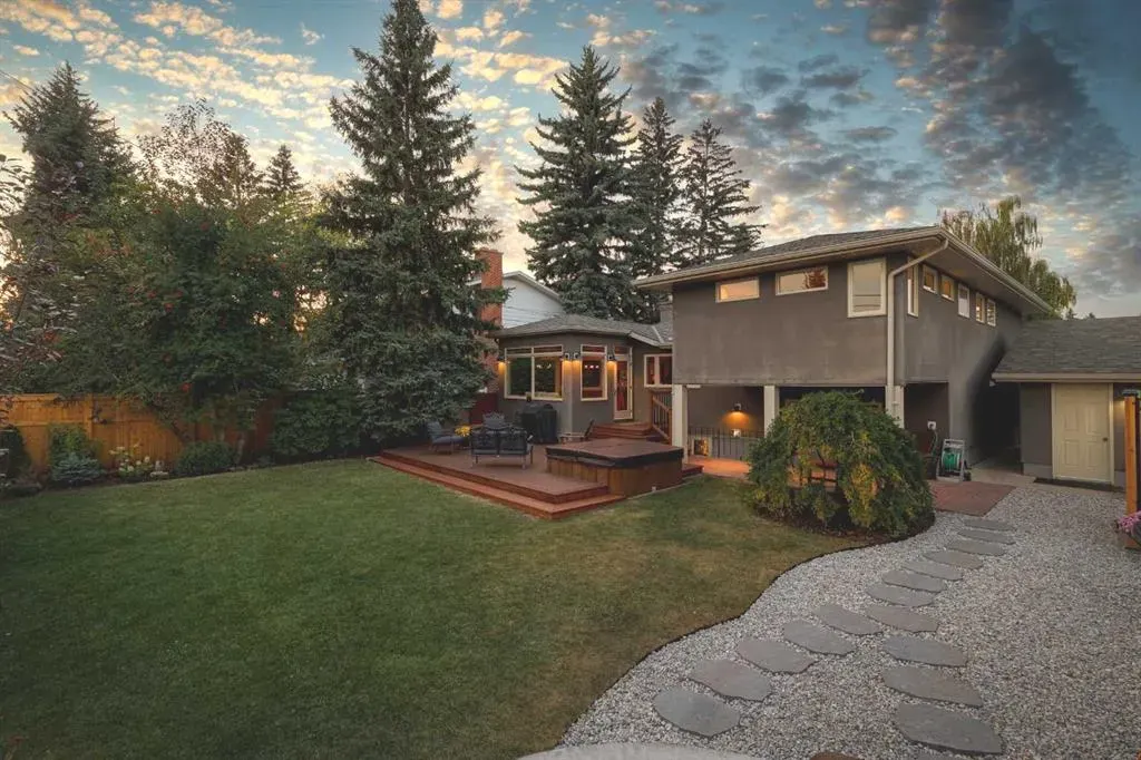 63 Cherovan Drive SW