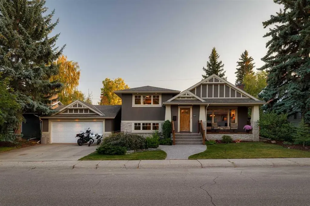 63 Cherovan Drive SW