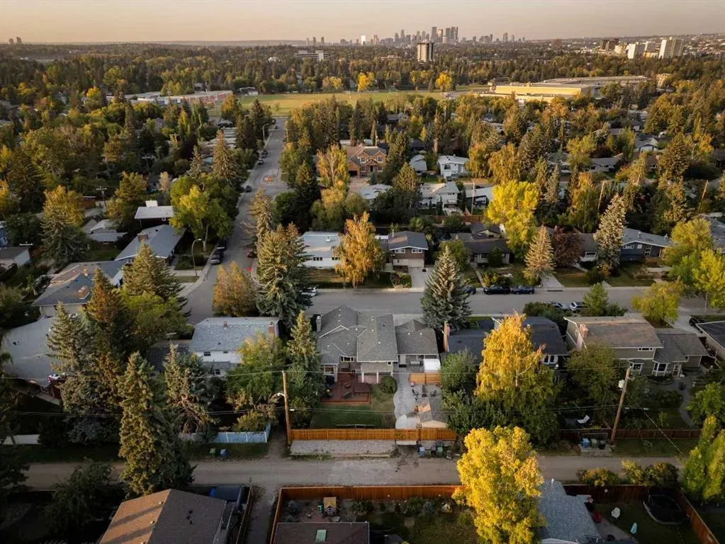 63 Cherovan Drive SW