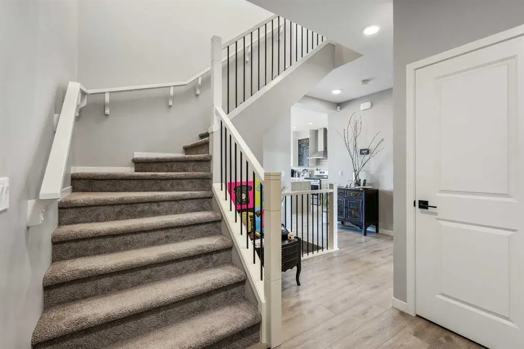 48 Seton Rise SE