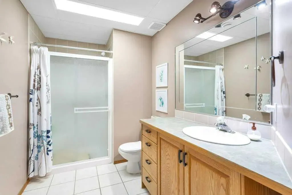 33016 Township Road 424A