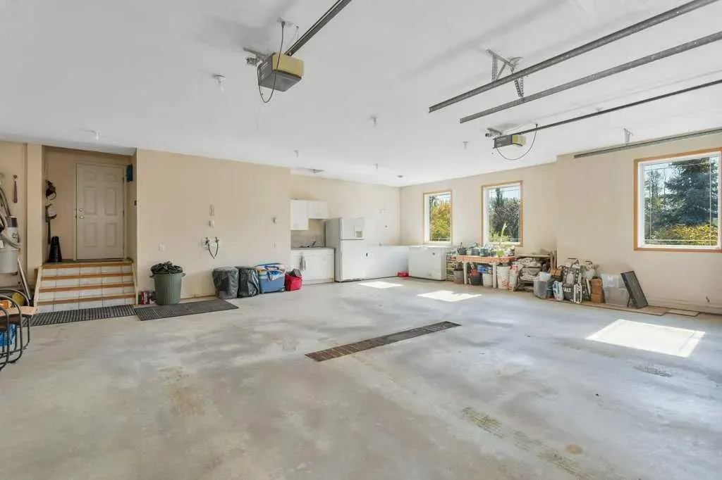 33016 Township Road 424A