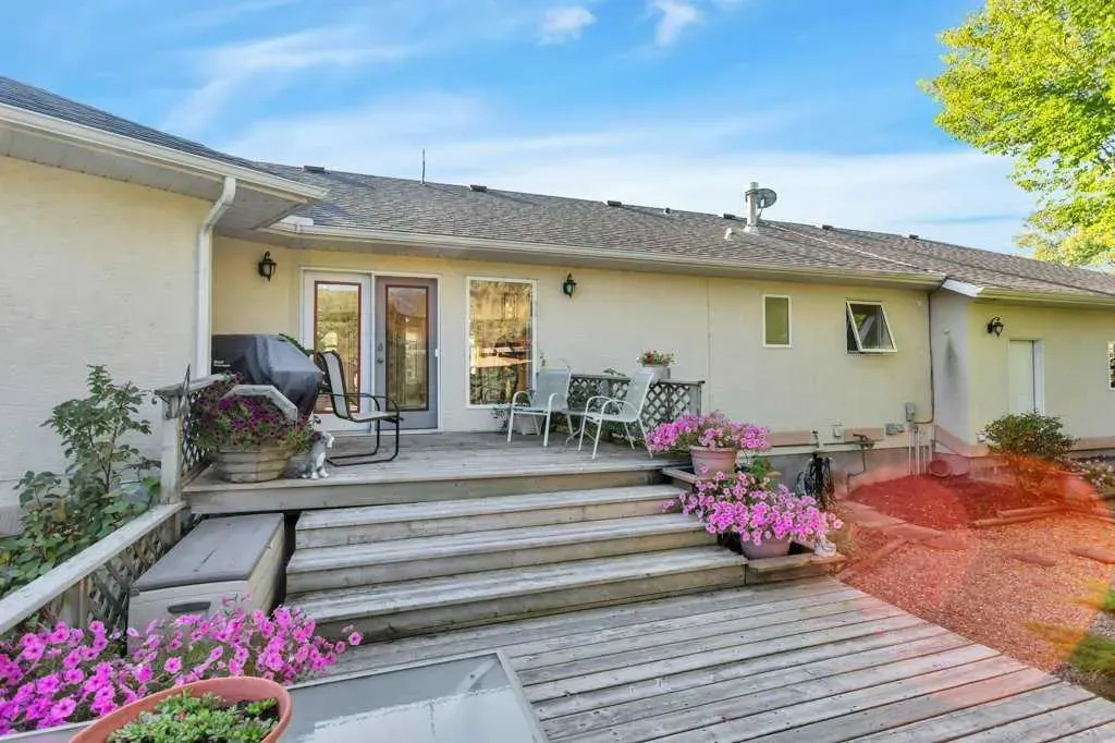 33016 Township Road 424A