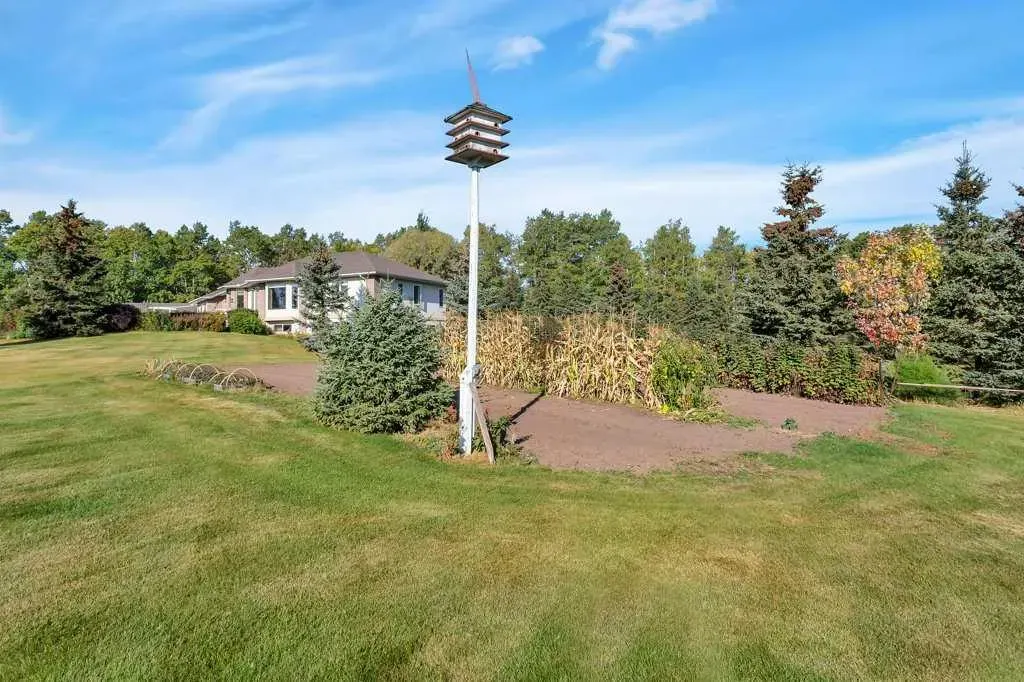 33016 Township Road 424A