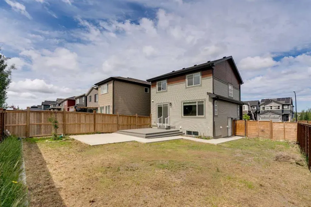 274 Howse Drive NE