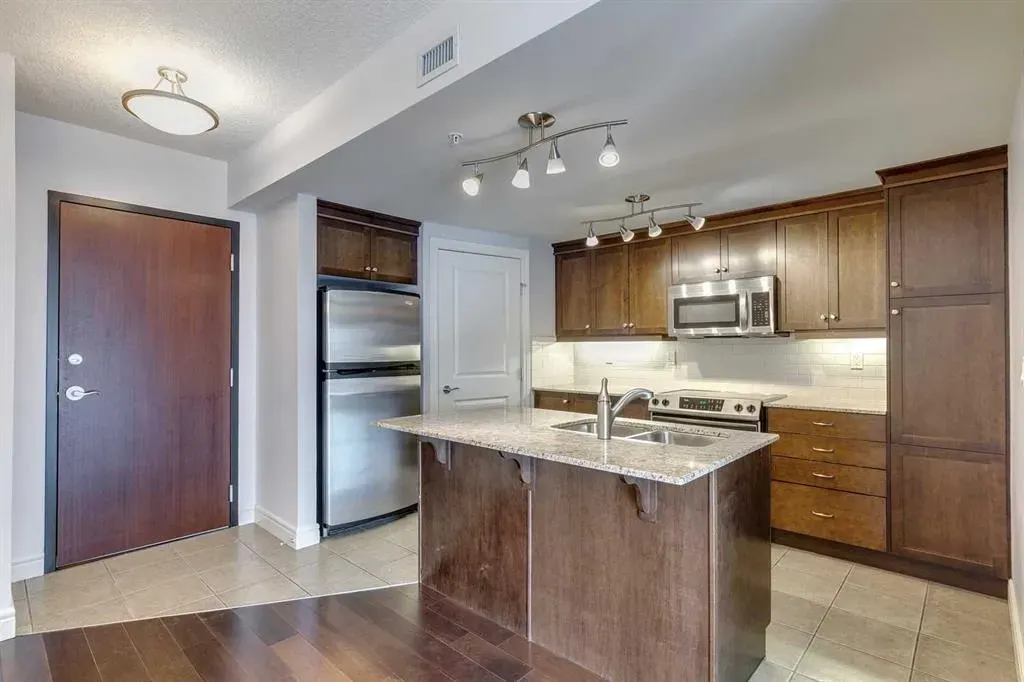 910 5 Avenue SW, #1706