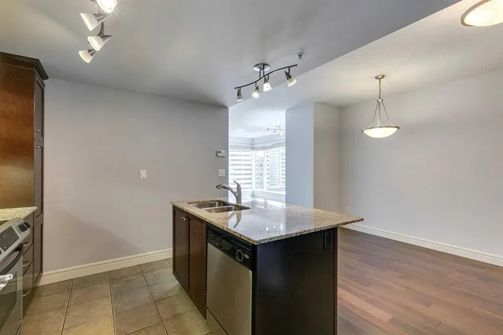 910 5 Avenue SW, #1706
