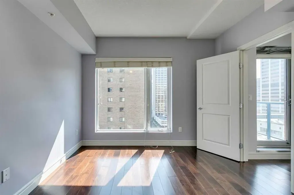 910 5 Avenue SW, #1706