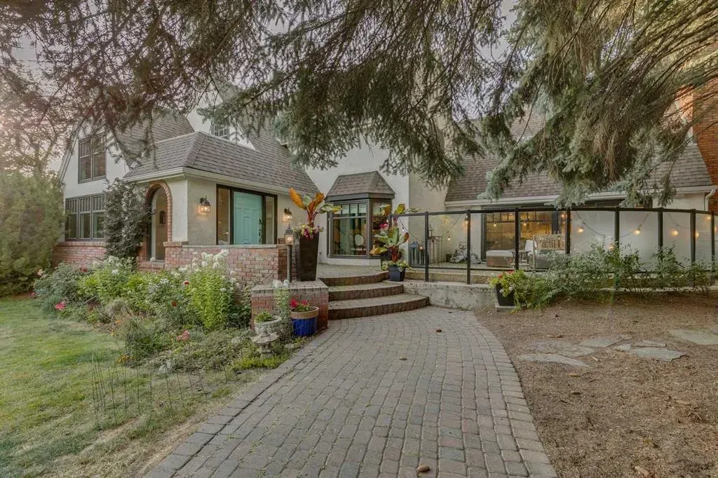 2409 Carleton Street SW