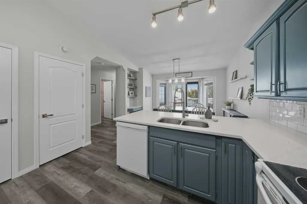 105 Darling Crescent
