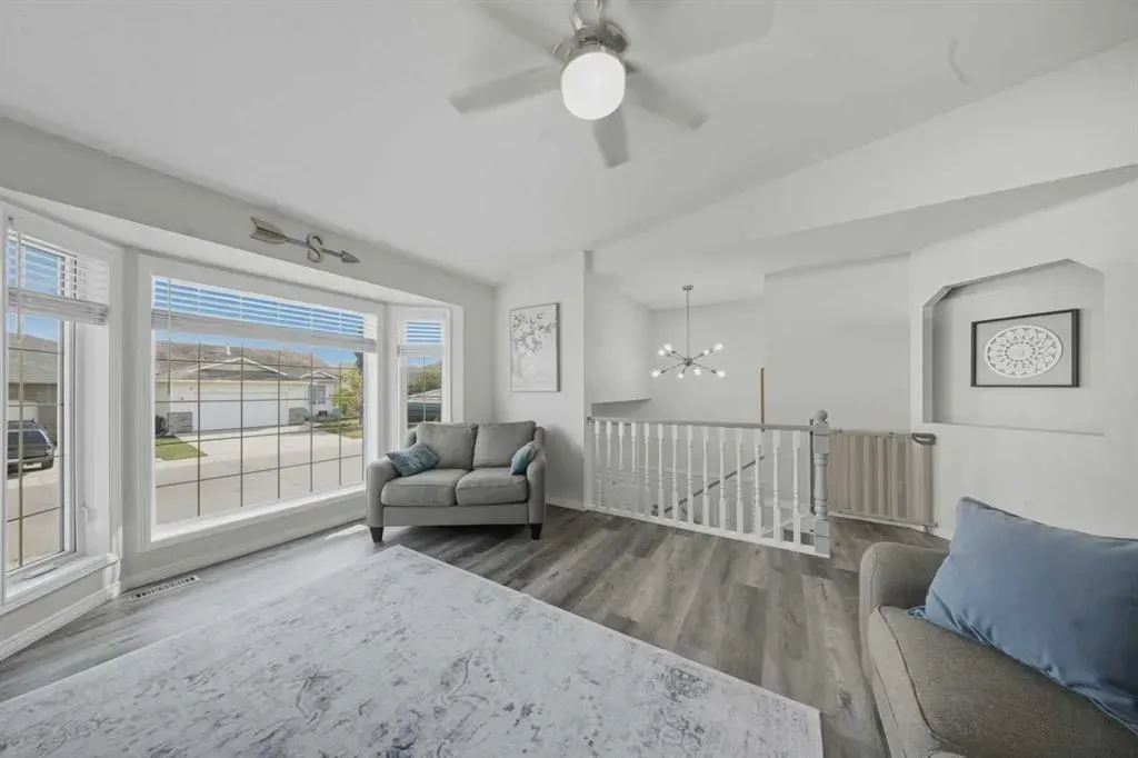 105 Darling Crescent