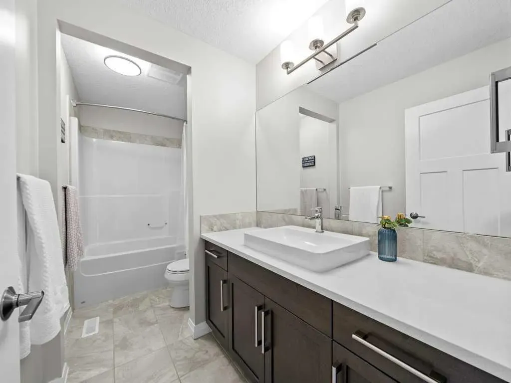 34 Riviera View