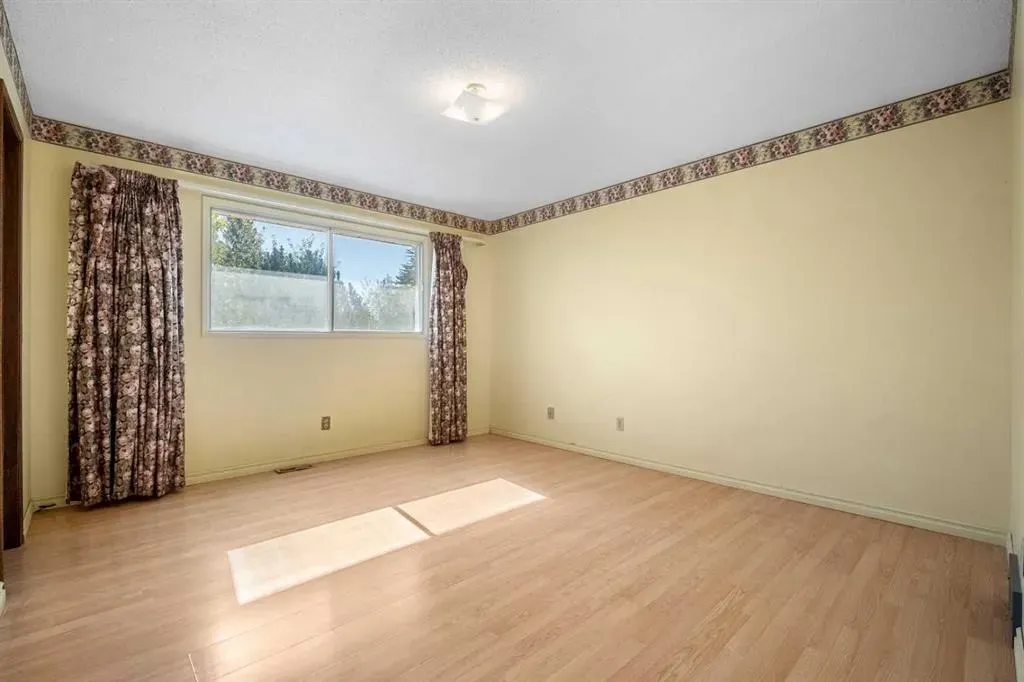 344 Parkland Way SE