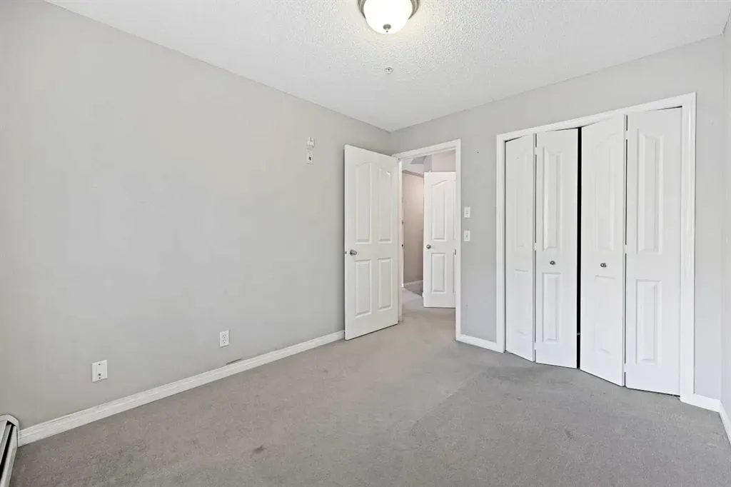 369 Rocky Vista Park NW, #212
