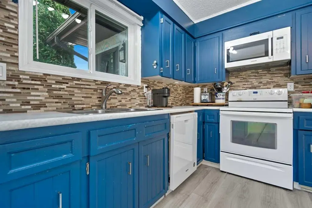 65 chappel Drive