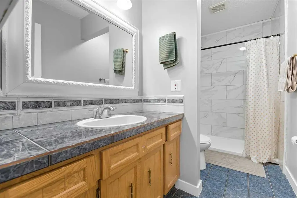 65 chappel Drive