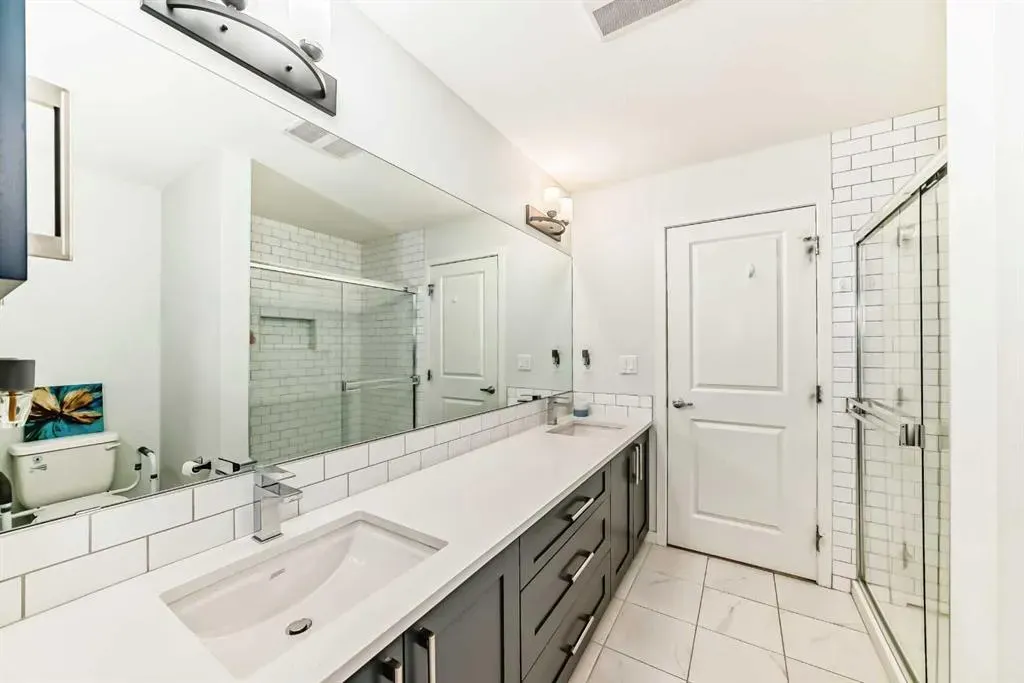 100 Harvest Hills Place NE, #404