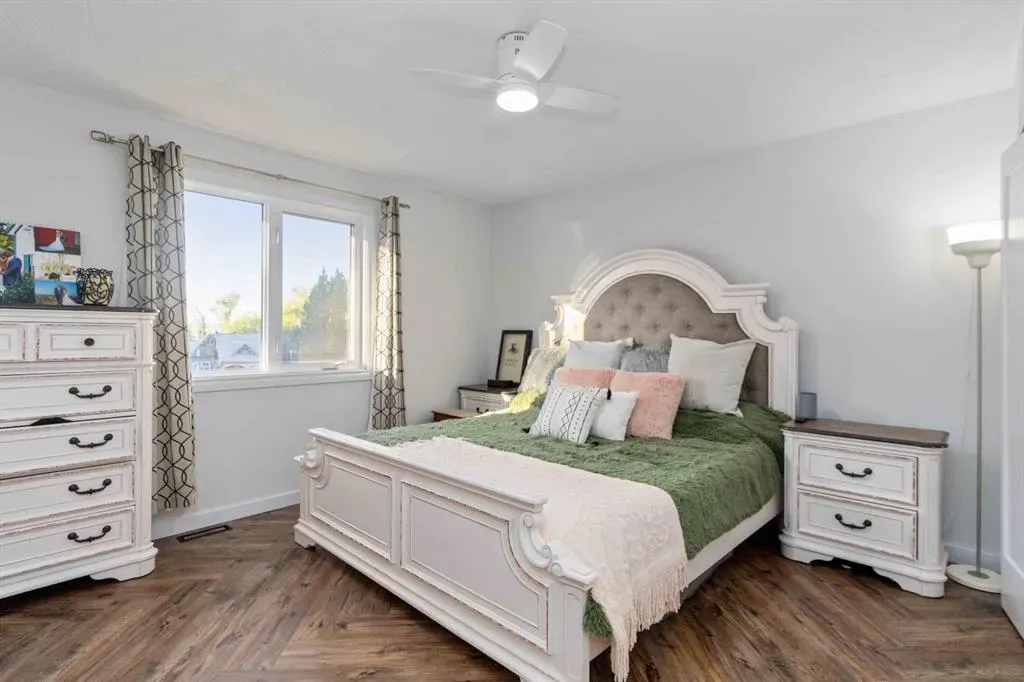225 Farrell Crescent