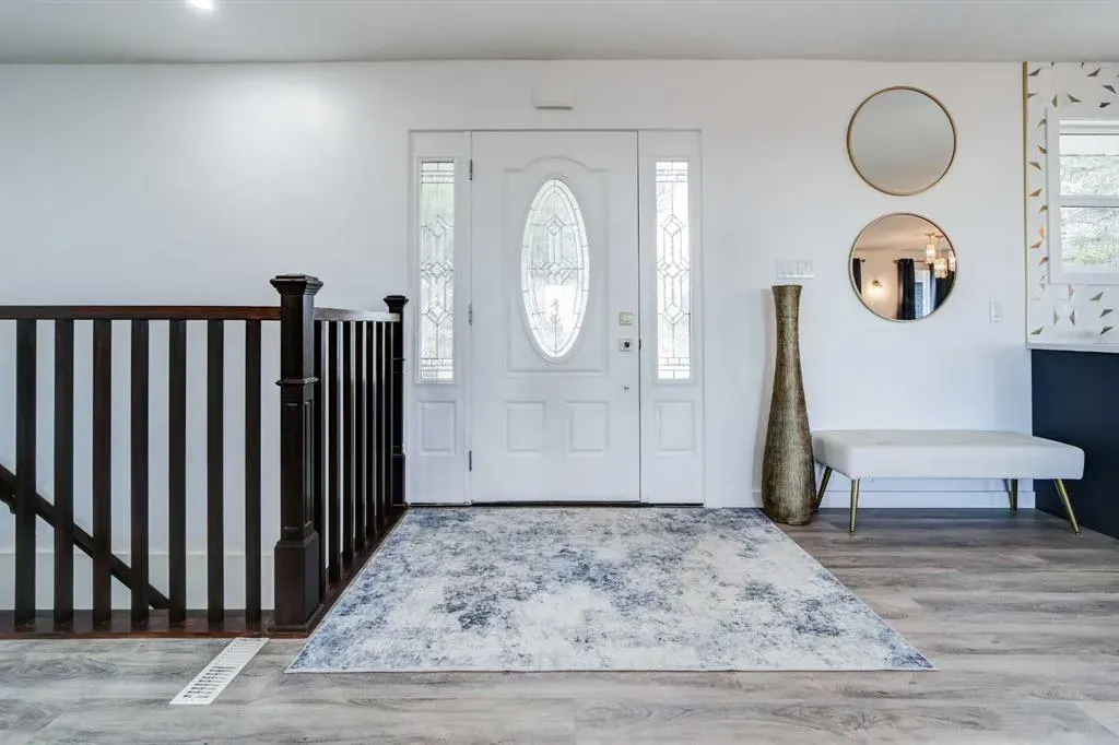 10 Sunset Crescent