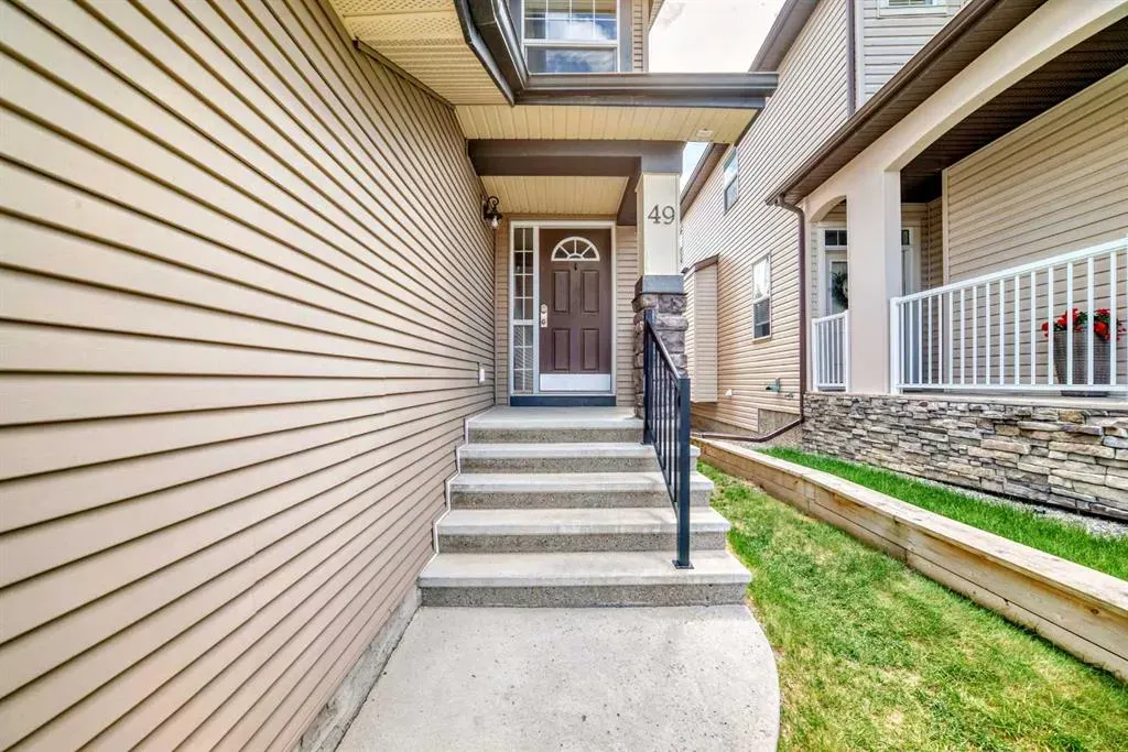49 Sage Valley Manor NW