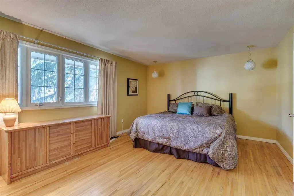 32 Vartown Place NW