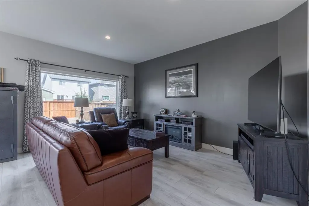 875 Miners Boulevard W