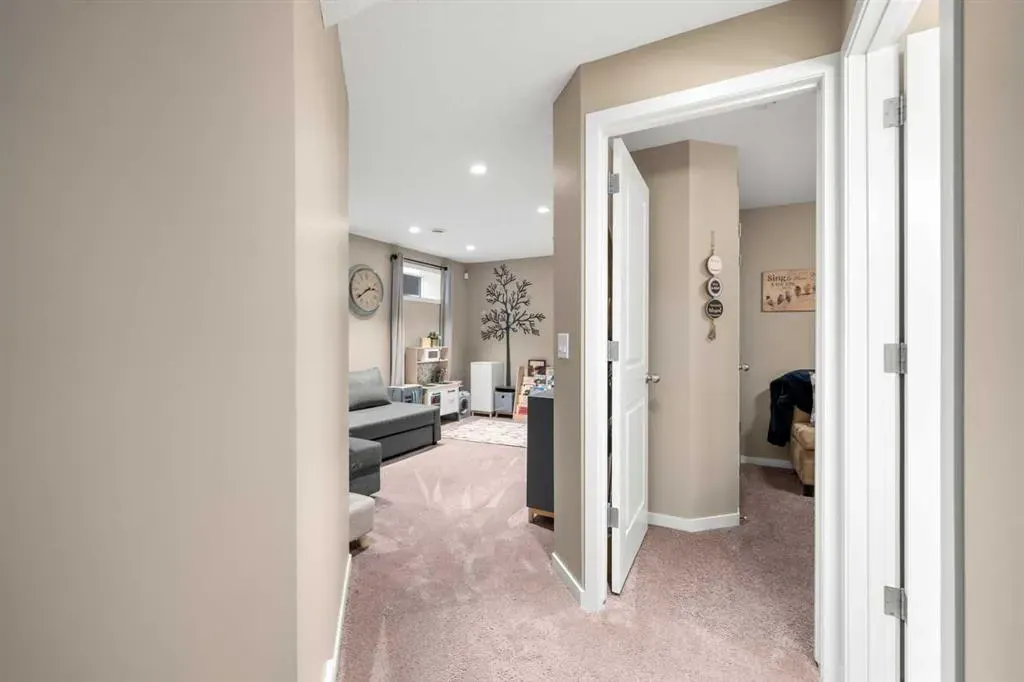40 Cranarch Crescent SE