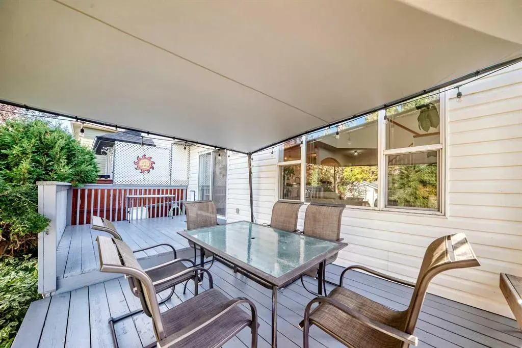 202 Bridlewood Court SW