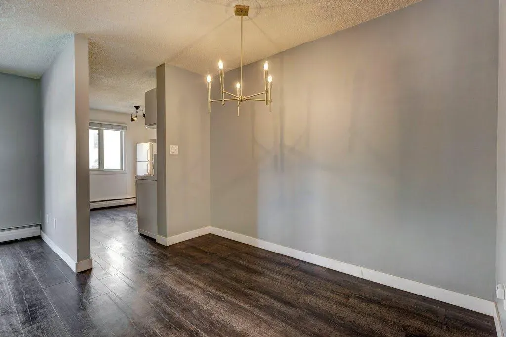 1335 12 Avenue, #211