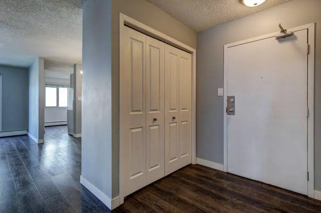 1335 12 Avenue, #211