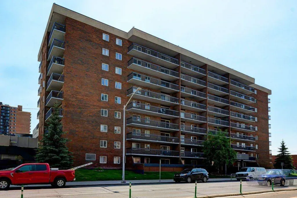 1335 12 Avenue, #211