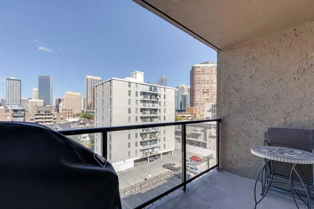 812 14 Avenue SW, #704