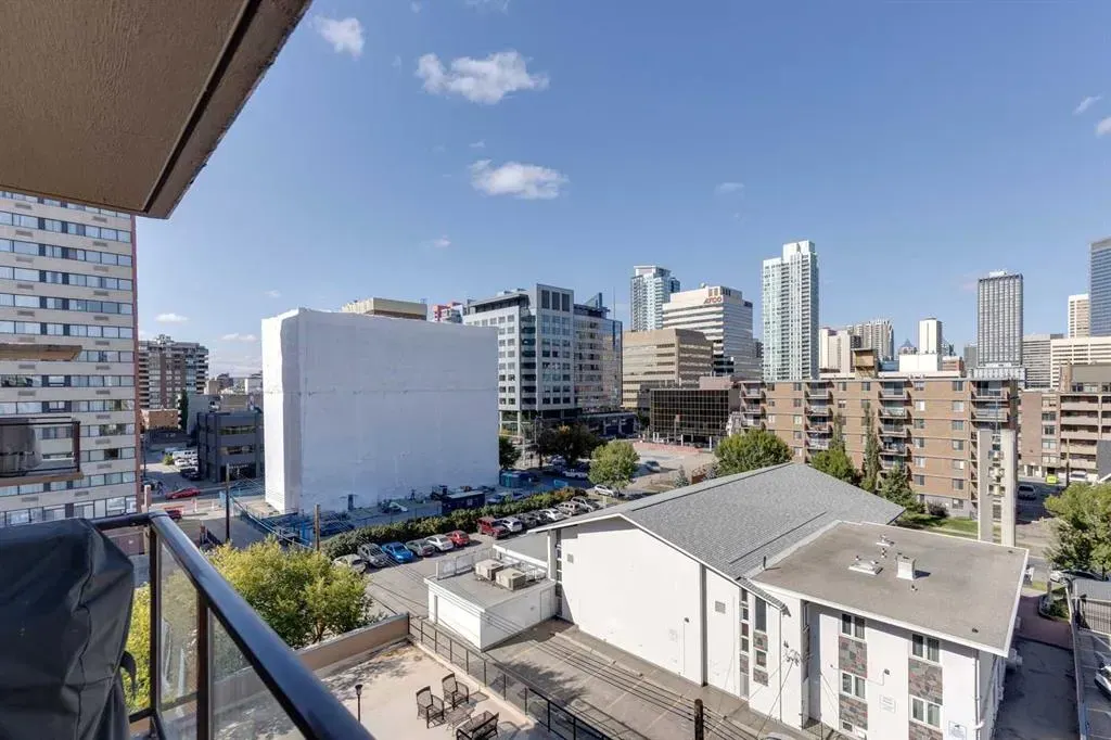 812 14 Avenue SW, #704