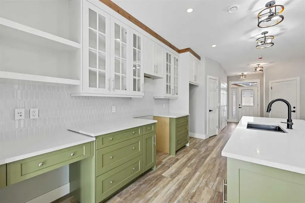 610 4 Avenue SW, #28