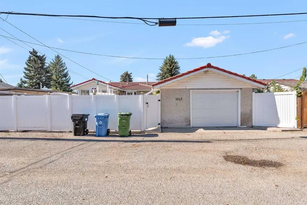 1012 Mackid Road NE