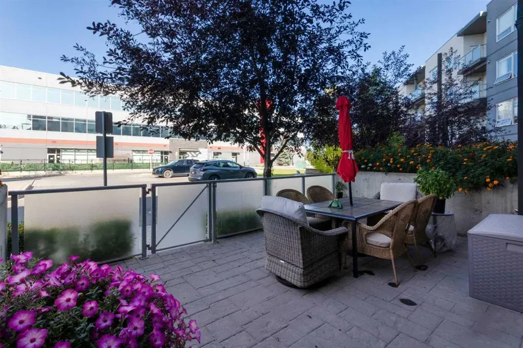 8531 8A Avenue SW, #101