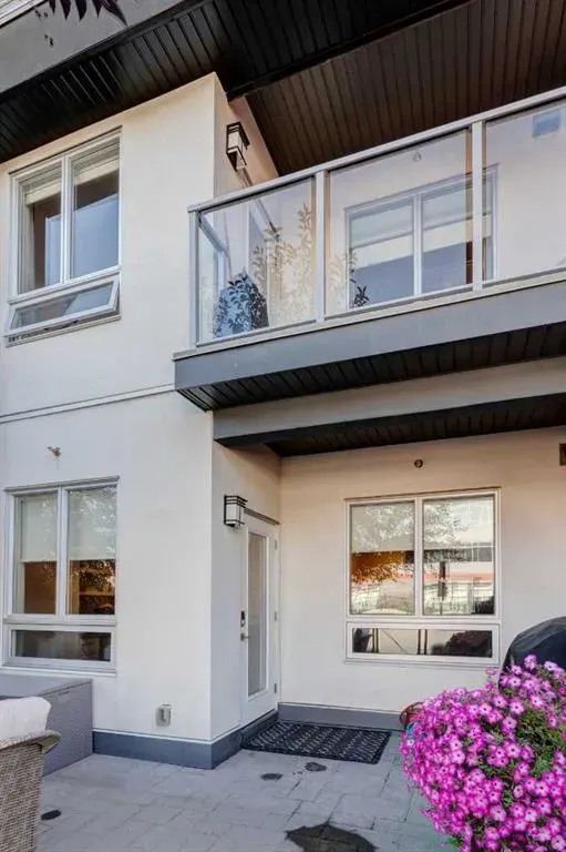 8531 8A Avenue SW, #101