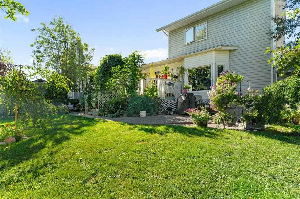8201 102A Street