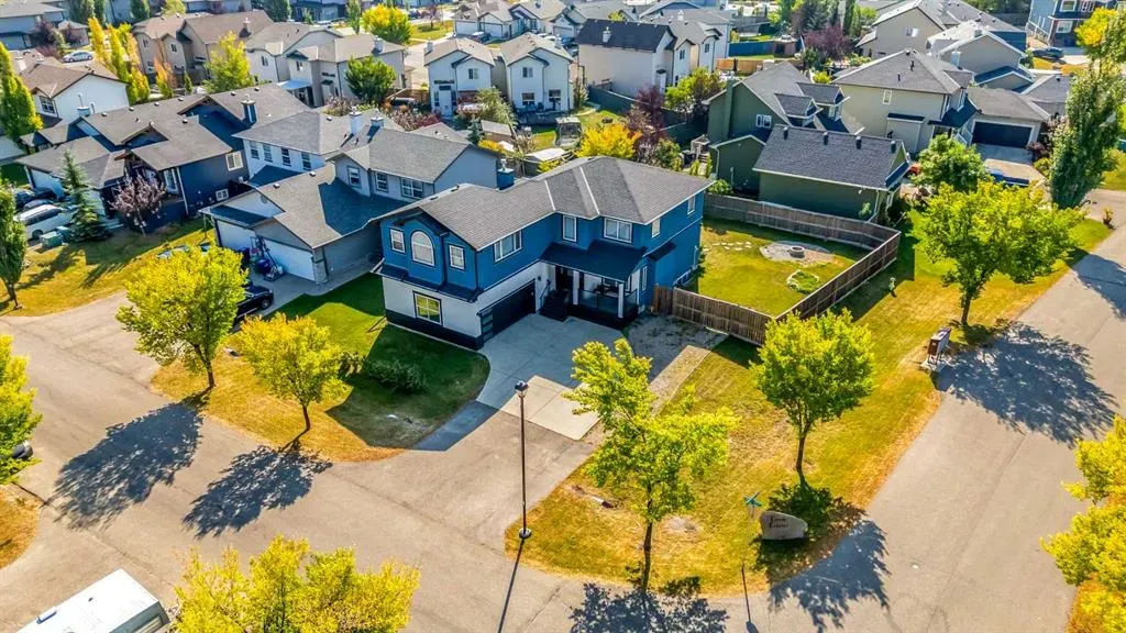 80 Canoe Square SW