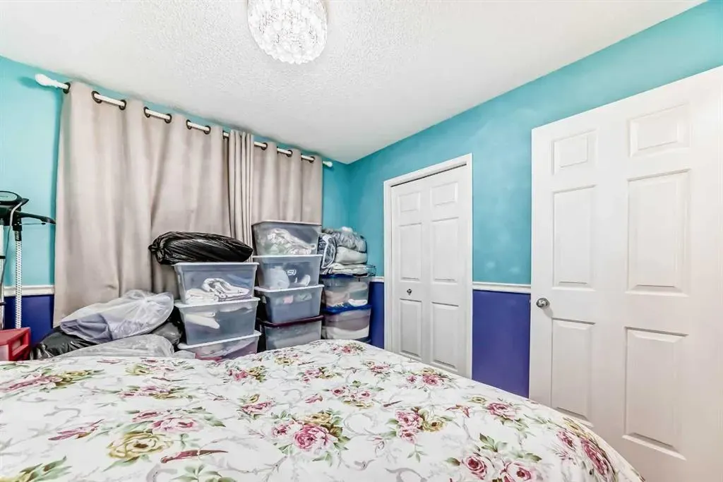 28 Country Hills Manor NW