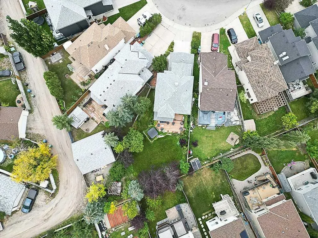 323 Bridlewood Circle SW