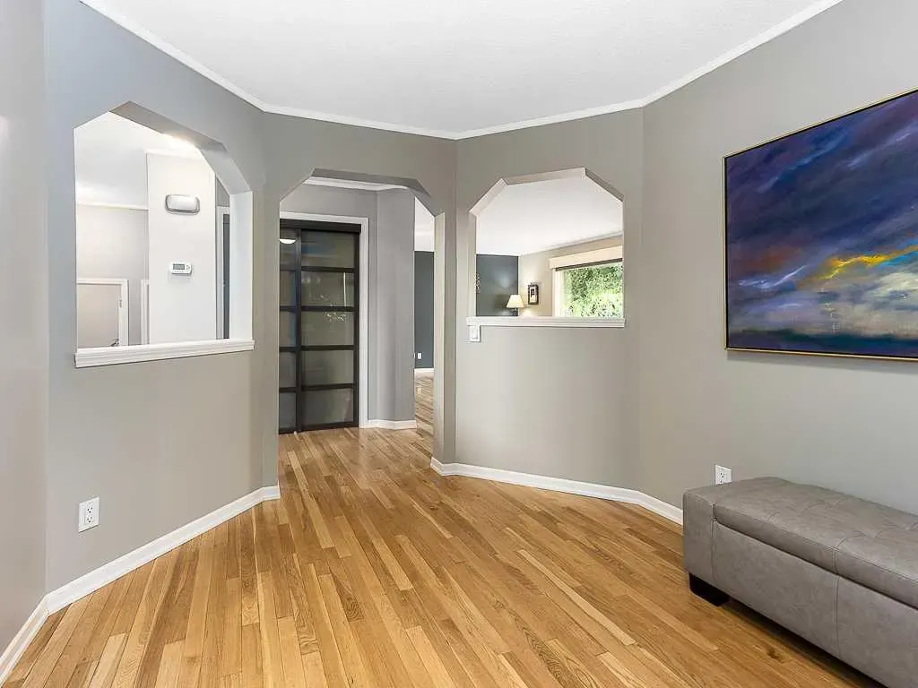 323 Bridlewood Circle SW