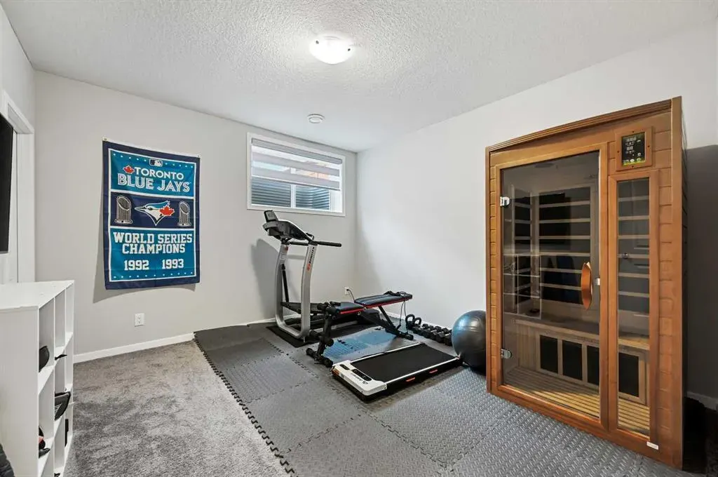 856 West Lakeview Drive