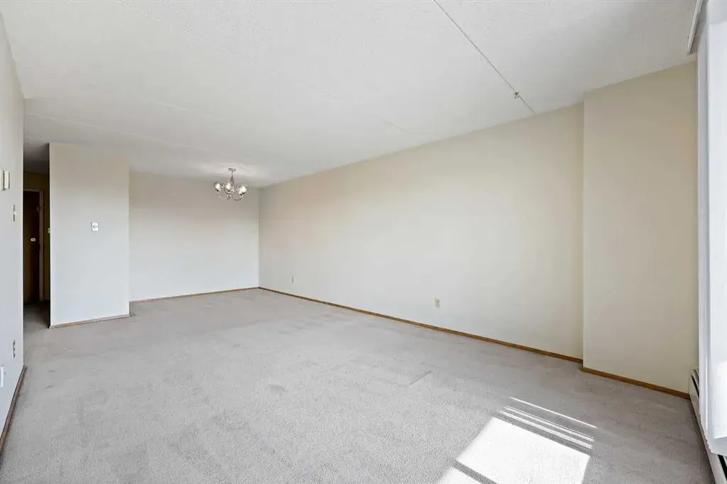 5204 Dalton Drive NW, #503
